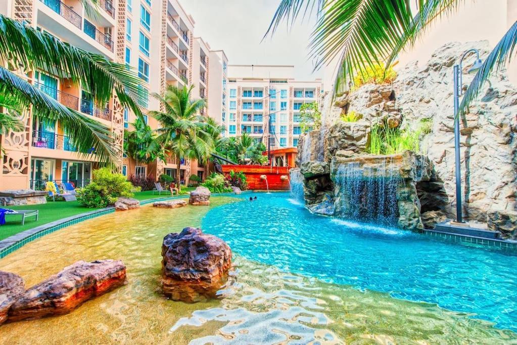 Atlantis Tlh 公寓